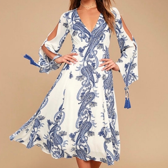 Lulus Dresses & Skirts - Lulus Boat Life Blue and White Print Midi Dress